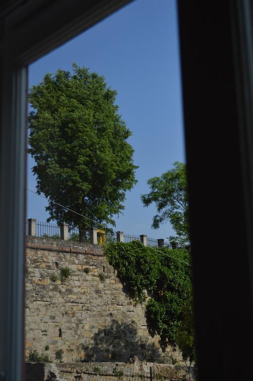 Casa Vacanze All'Angolo Triest Cameră foto